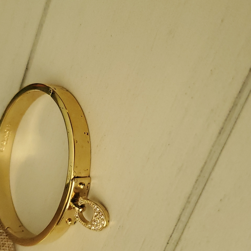 Coach Gold tone bracelet - Picture 3 of 5